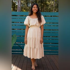 Urban Outfitters High-Waisted Tiered Midi Skirt – Size XS